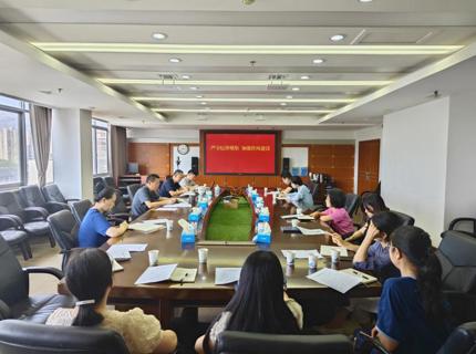 李雪輝講授深入貫徹中央八項(xiàng)規(guī)定精神學(xué)習(xí)教育專題黨課